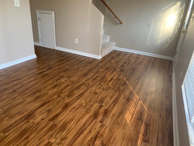 Building Photo - 8535 Kangaroo Ct