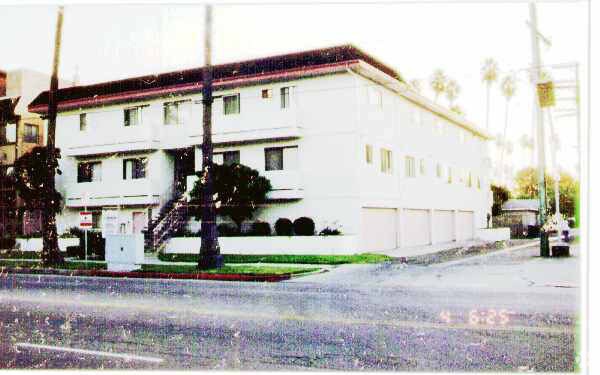 Building Photo - 4416 Fulton Ave