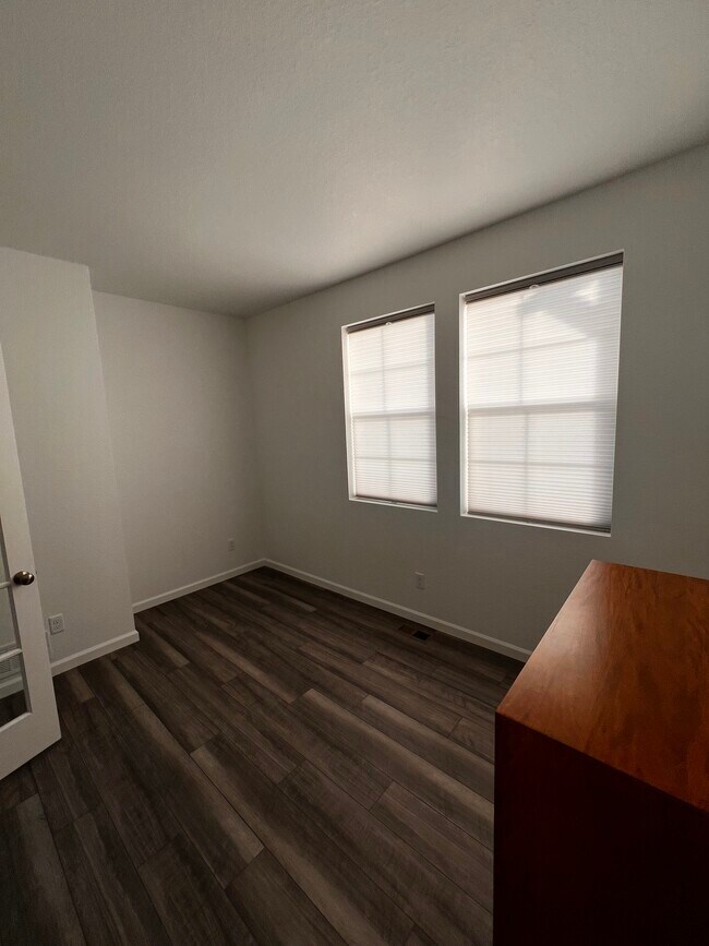 Foto del edificio - 23990 E 34th Ave