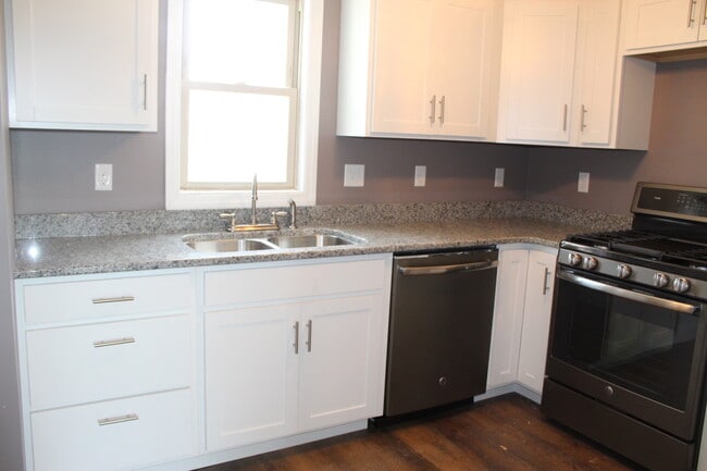 Foto del edificio - 659 Price St