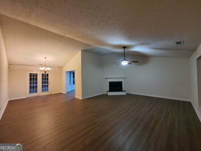 Building Photo - 217 Sweetgum Ln