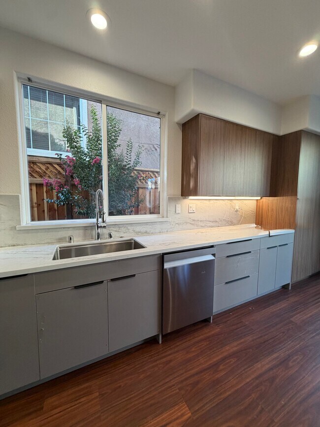 Foto del edificio - 8922 Del Rio Cir