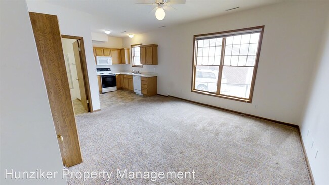 Building Photo - 2523 Aspen Rd