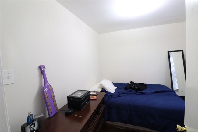 Foto del edificio - 156 5th St