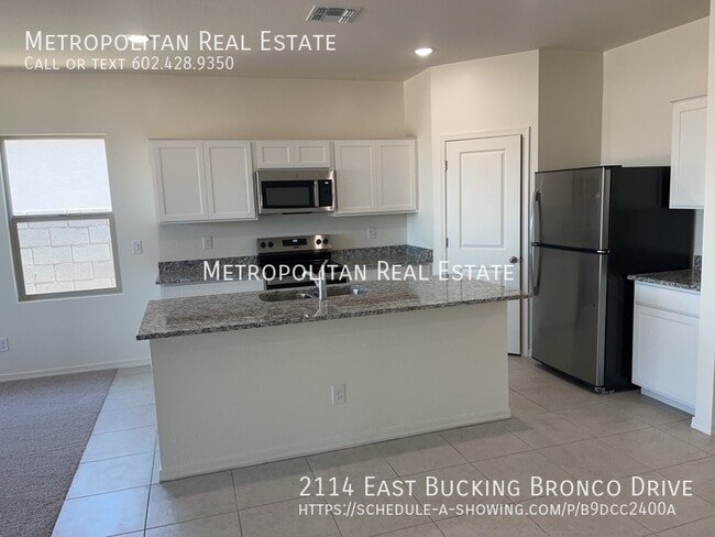 Building Photo - 2114 Bucking Bronco Dr