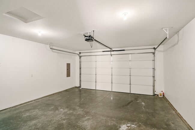 Building Photo - 131 George Lp