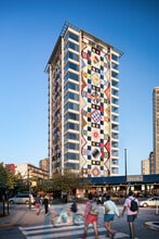 Primary Photo - Muro