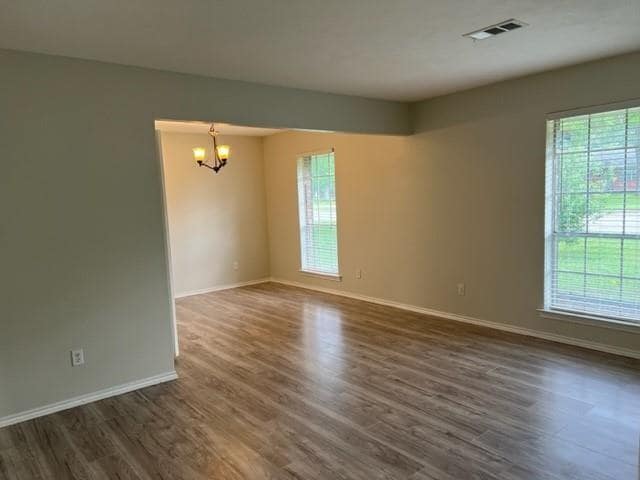 Foto del edificio - 507 S Grove Rd
