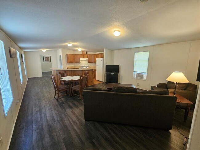 Foto del edificio - 1225 Osteen St