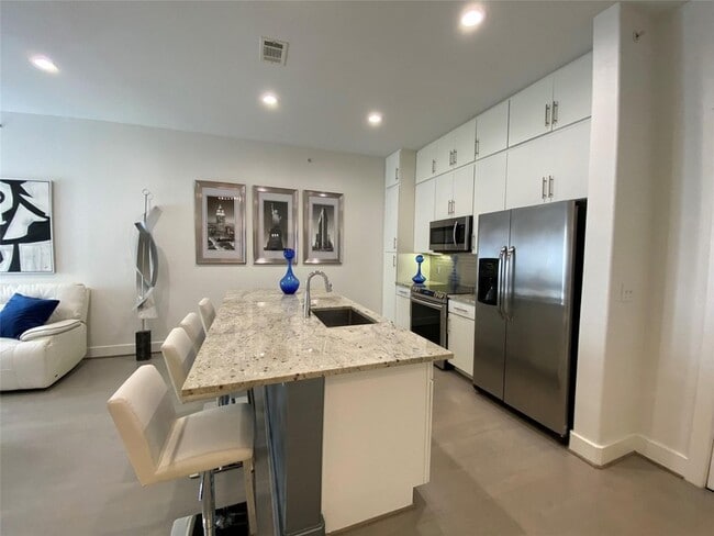 Photo - 1901 Post Oak Boulevard Unit 3503 Apartment