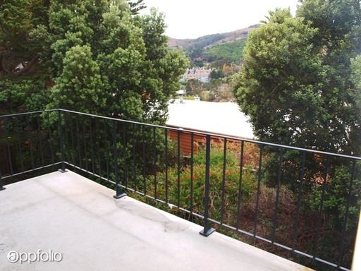 Building Photo - 363 Eden Roc