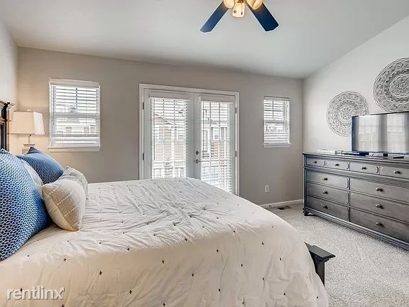 Building Photo - 2 br, 3 bath Townhome - 846 Victoria Ridge Pt