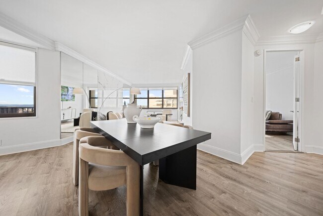 Foto del edificio - 7002 JFK Blvd E