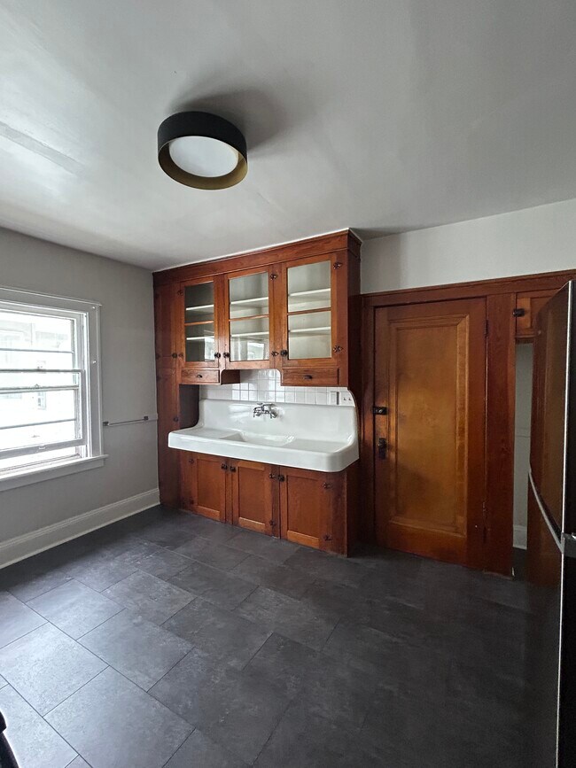 Foto del edificio - 12622 Mount Overlook Ave
