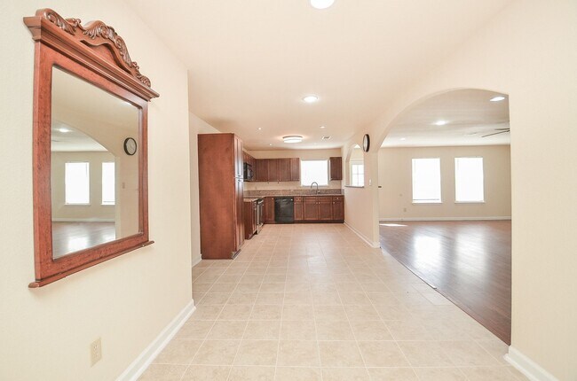 Foto del edificio - 14315 Branchwater Ln