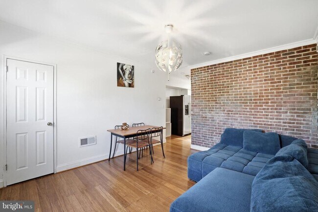 Foto del edificio - 1701 Montello Ave NE