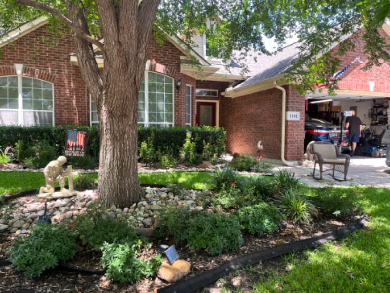 Primary Photo - 3801 Rochester Dr
