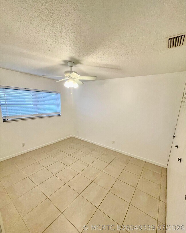 Foto del edificio - 2521 Emory Dr W