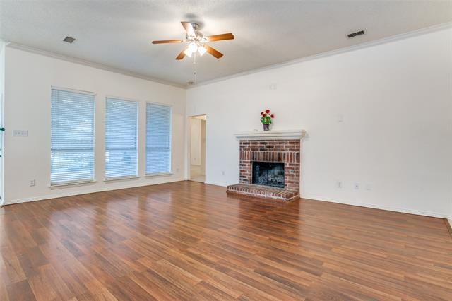Foto del edificio - 5300 Promise Land Dr