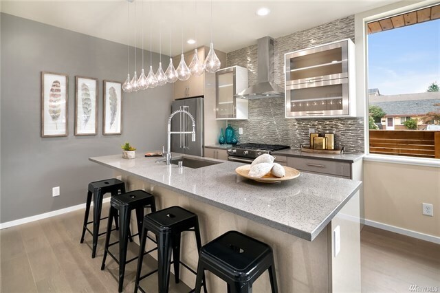 Foto del edificio - 7361 24th Ave NW
