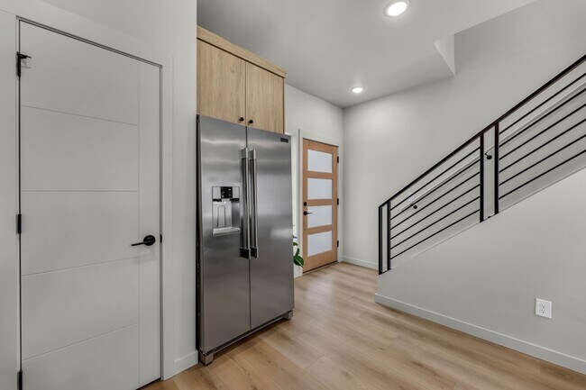 Photo - 9909 NE 46th Ct House