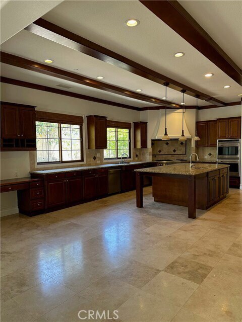 Building Photo - 25351 Mustang Dr