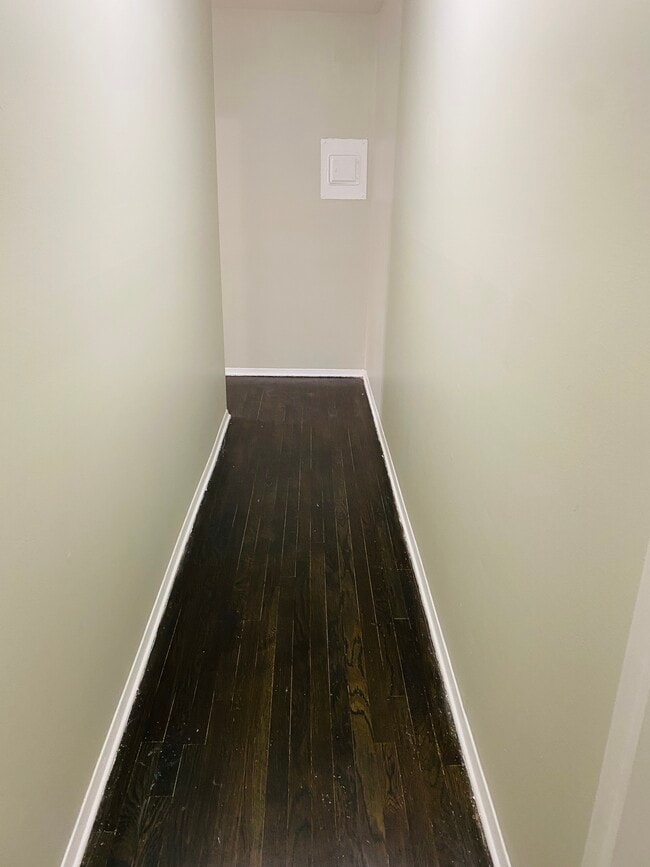 Building Photo - 66 Lincoln Plz