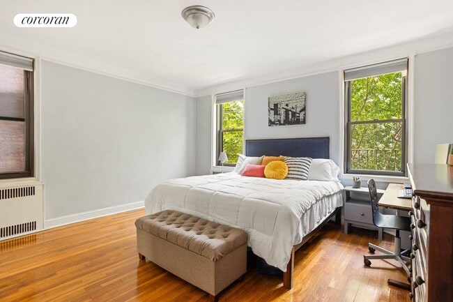 Foto del edificio - 4142-42 50th St