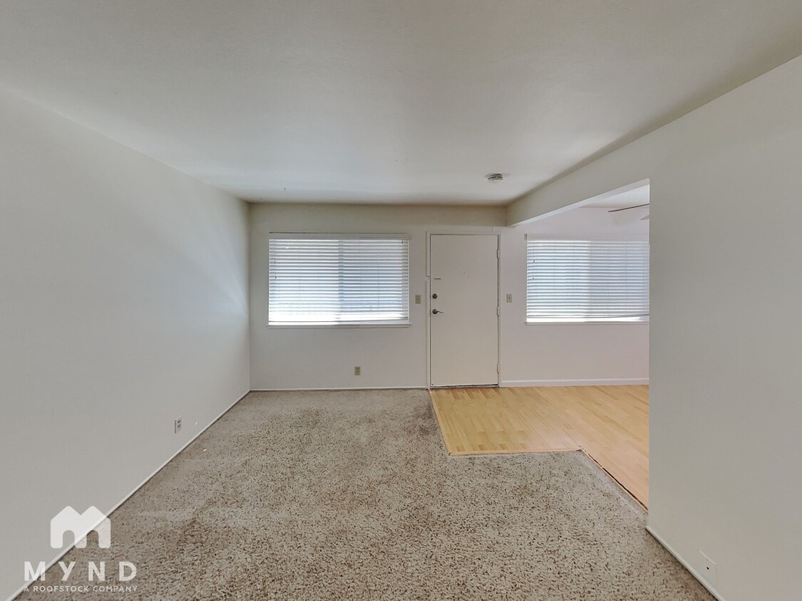 Primary Photo - 2376 Sutter Ave