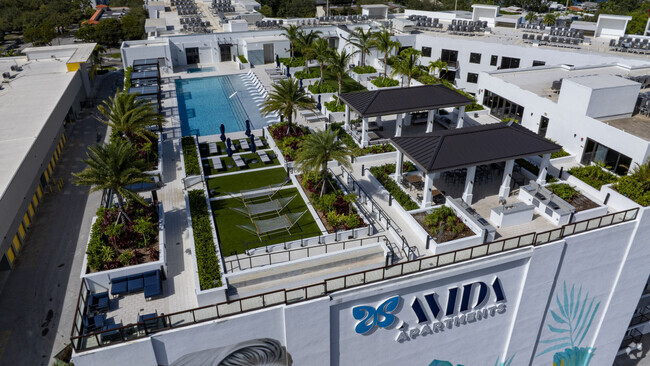 Building Photo - Avida Aventura