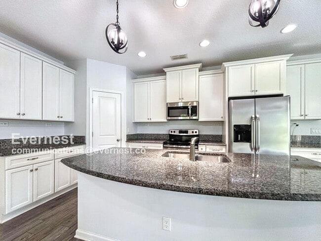 Foto del edificio - 2451 Caney Oaks Dr E
