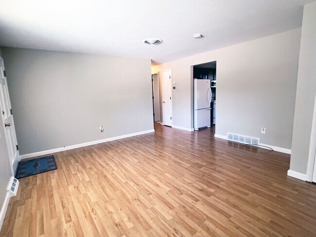 Foto del edificio - 7535 Otis St