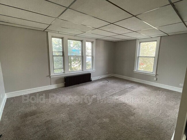 Building Photo - 502 Mount Laurel Rd