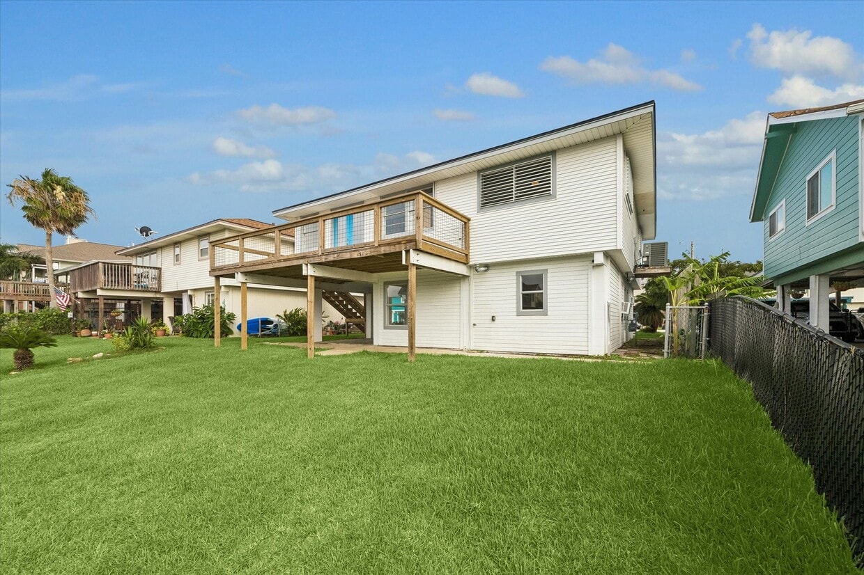 Foto del edificio - 1079 Redfish St