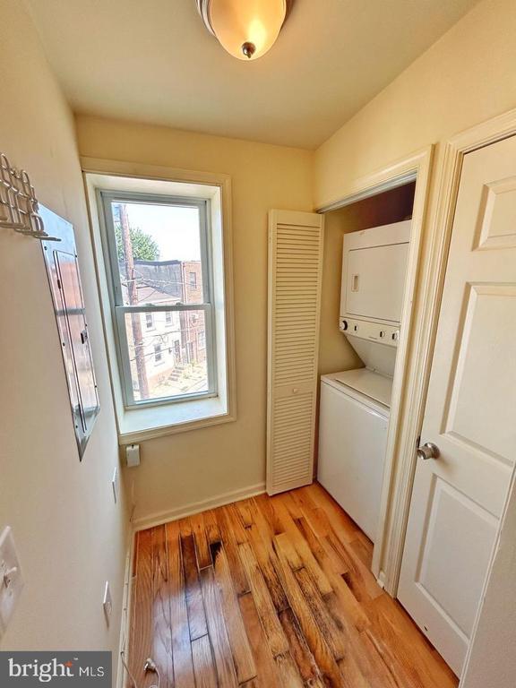 Building Photo - 1525 Frankford Ave