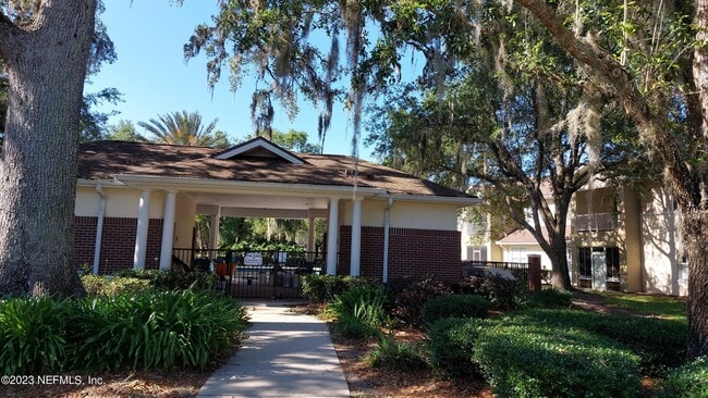 Foto del edificio - 5663 Greenland Rd