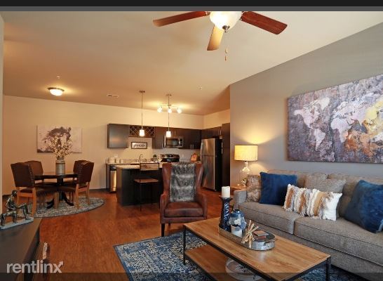 Foto del edificio - 1 br, 1 bath Apartment - 7695 S Winnipeg St