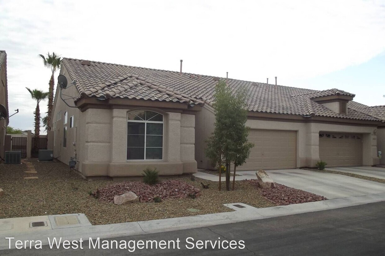 Primary Photo - 2 br, 2 bath House - 4680 Ridgeford Street