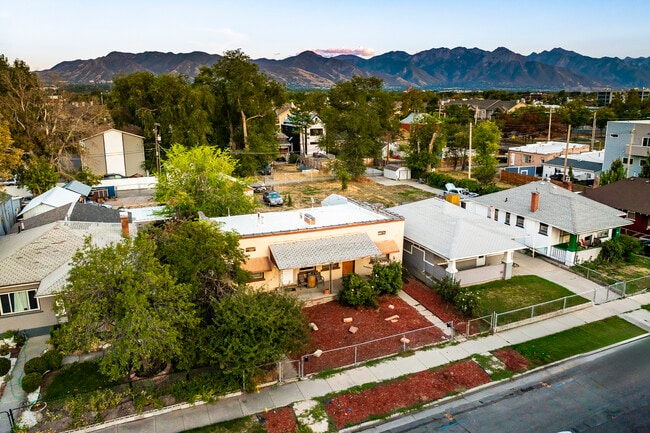 Foto del edificio - 1045 S Jefferson St