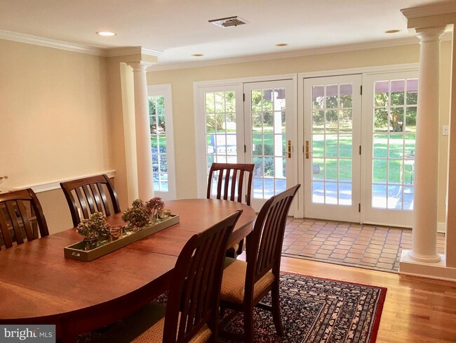 Foto del edificio - 728 Dodds Ln