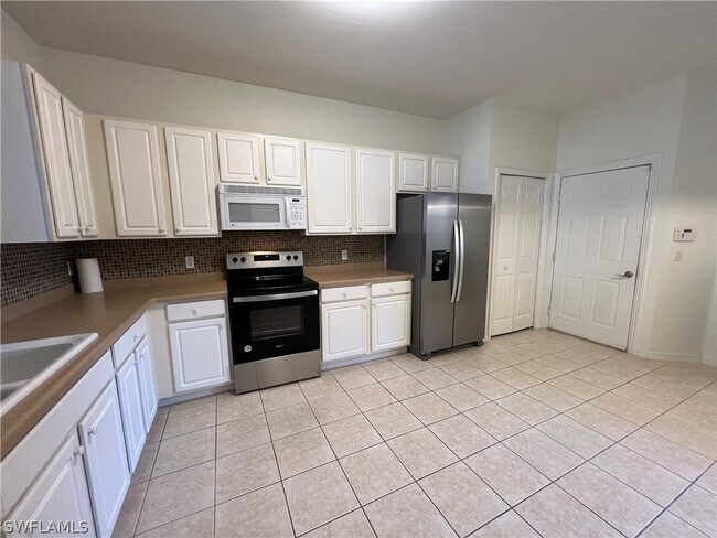 Foto del edificio - 9729 Heatherstone River Ct
