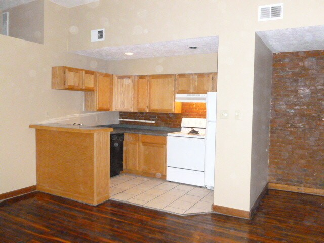 Building Photo - 3207 Vine St