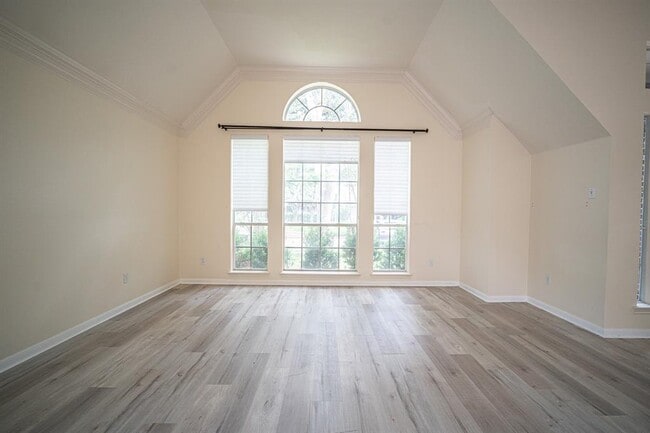 Building Photo - 4503 Oak Valley Dr