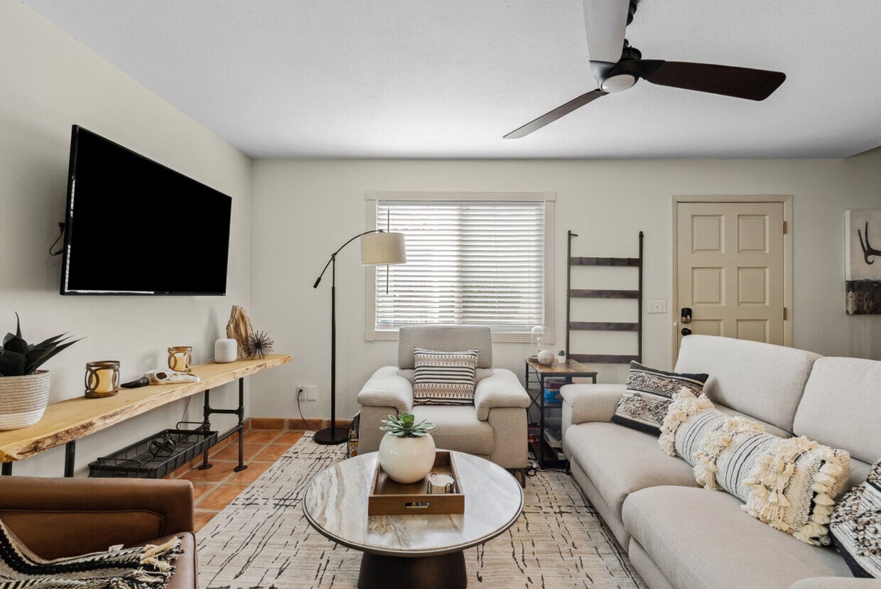 Foto principal - 10209 N 8th Pl