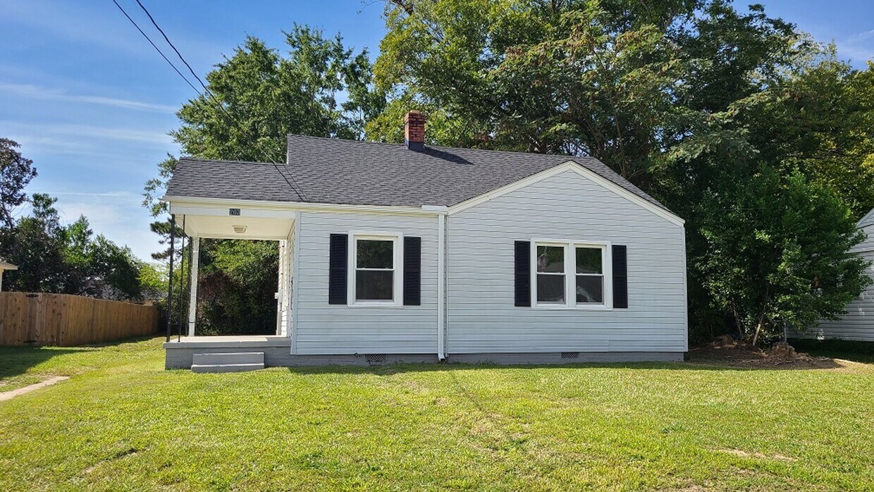 Primary Photo - Cute home for rent!!!
