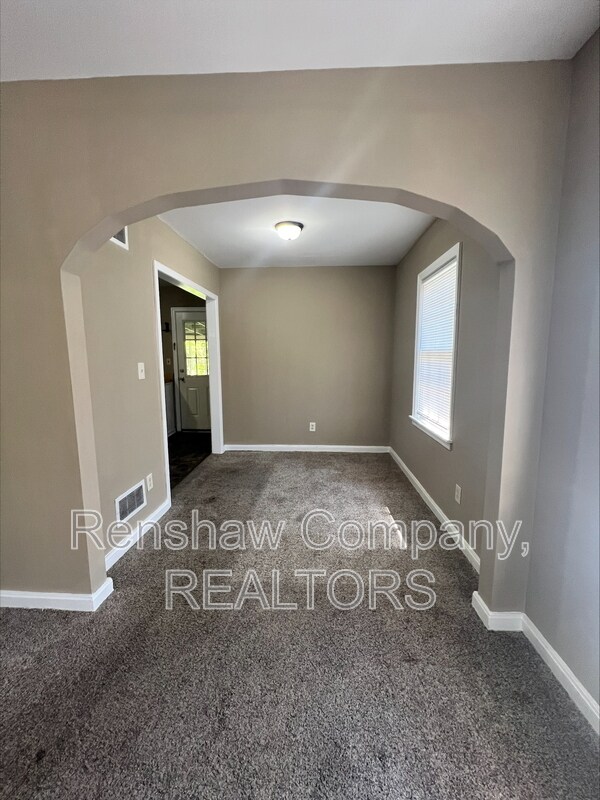 Foto del edificio - 54 Locust Ln