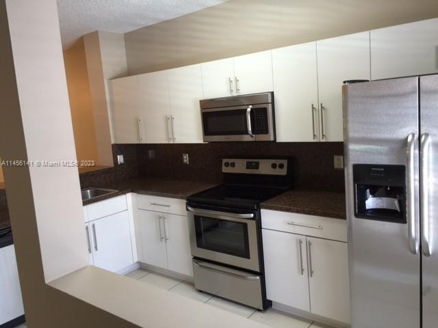 Foto del edificio - 376 SW 122nd Ave