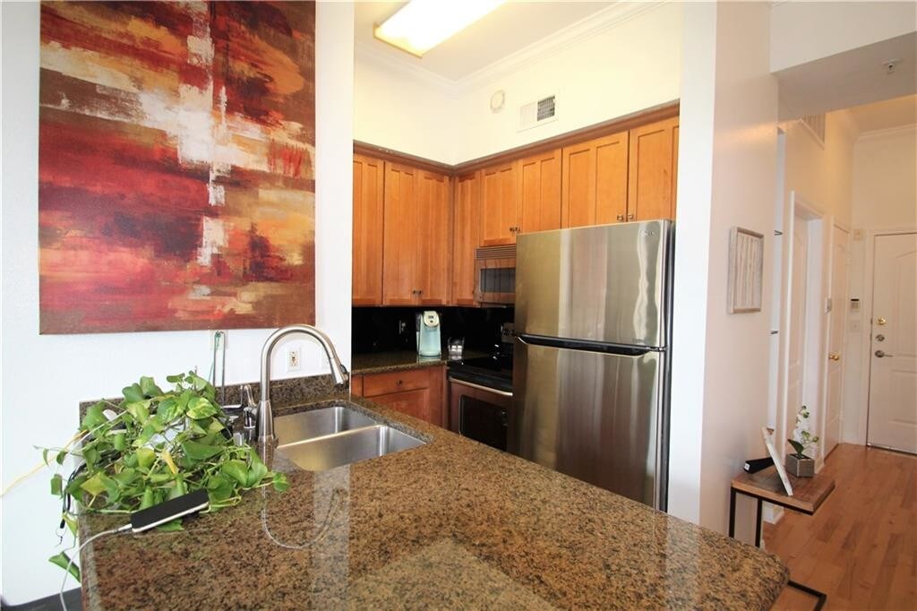 3225 Turtle Creek Blvd Unit 638, Dallas, TX 75219 Condo for Rent in Dallas, TX