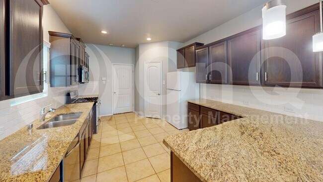 Building Photo - 9905 Prairie Dog Ln
