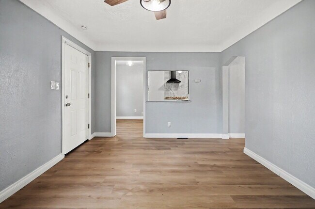Building Photo - Charming & Updated 3-Bedroom Home in Detroit! OWNER SPECIAL-$500 off first months rent